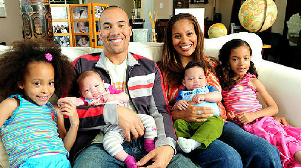 Feature | Actor Coby Bell Juggles Wife, Two Sets of Twins and Three Locations | family duties