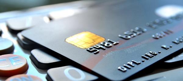 5 Places Travelers Should Never Use Their Debit Card